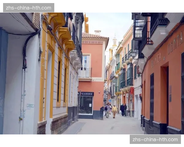 塞维利亚发布客战皇家贝蒂斯海报,主题为“为治愈而战”,声援遭受洪灾的安达卢西亚地区 塞维利亚发布客战皇家贝蒂斯海报,主题为“为治愈而战”,声援遭受洪灾的安达卢西亚地区